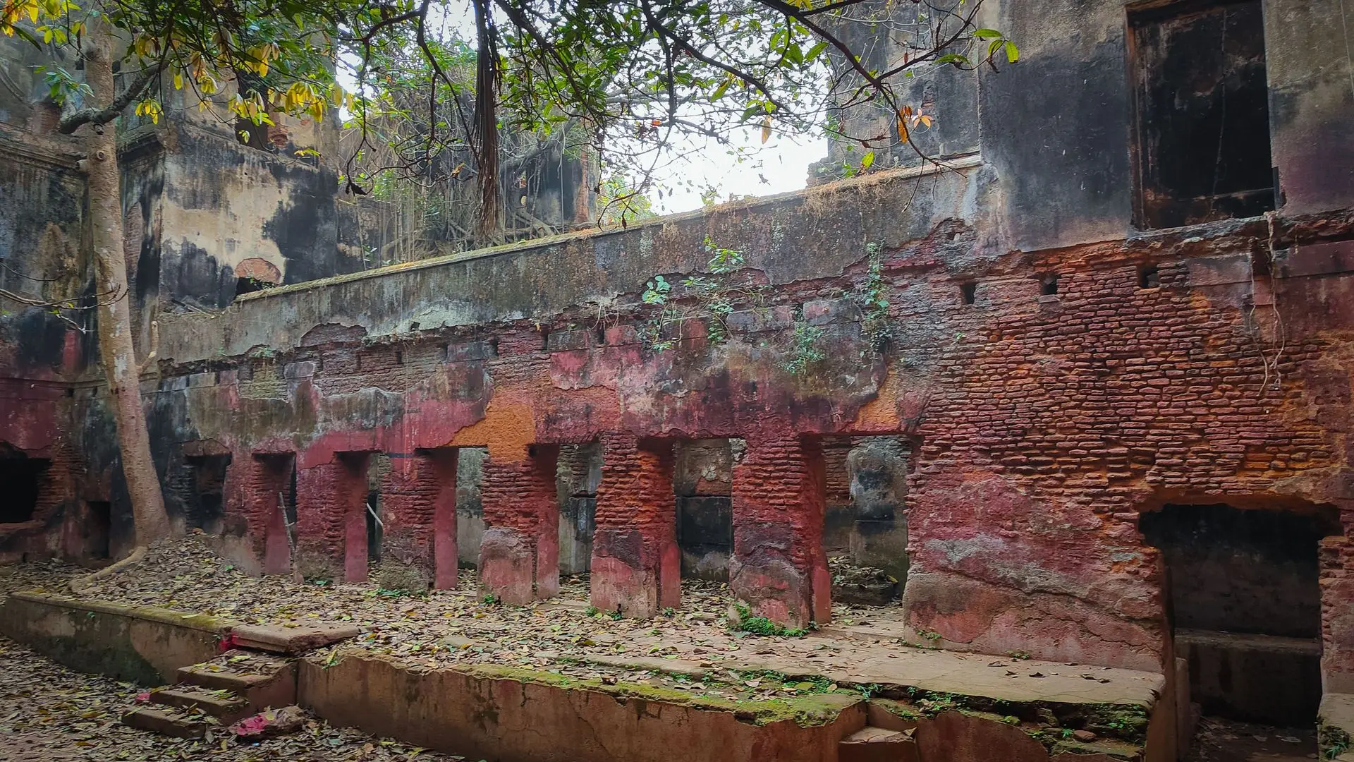 Raipur Jamidar Bari