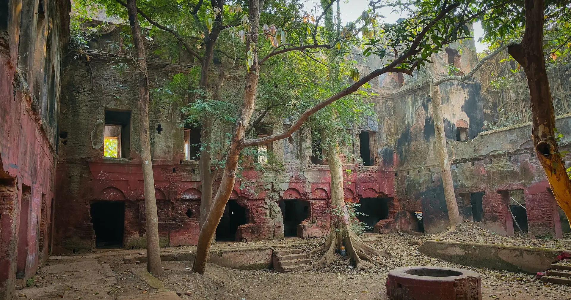Raipur Jamidar Bari