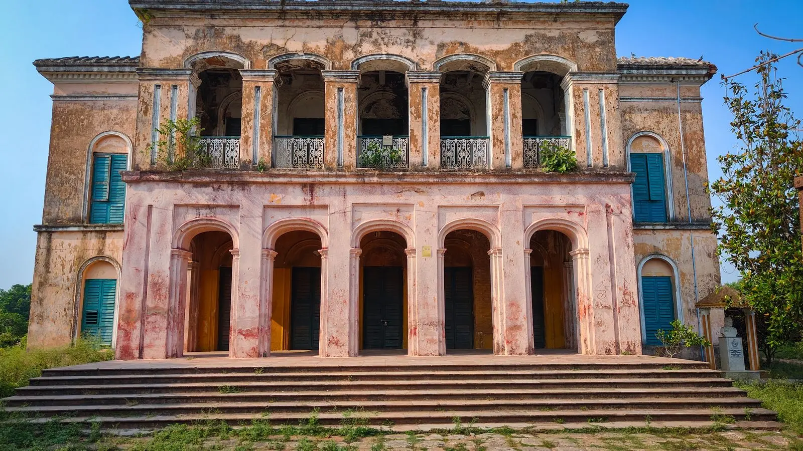 Chakdighi Baganbari
