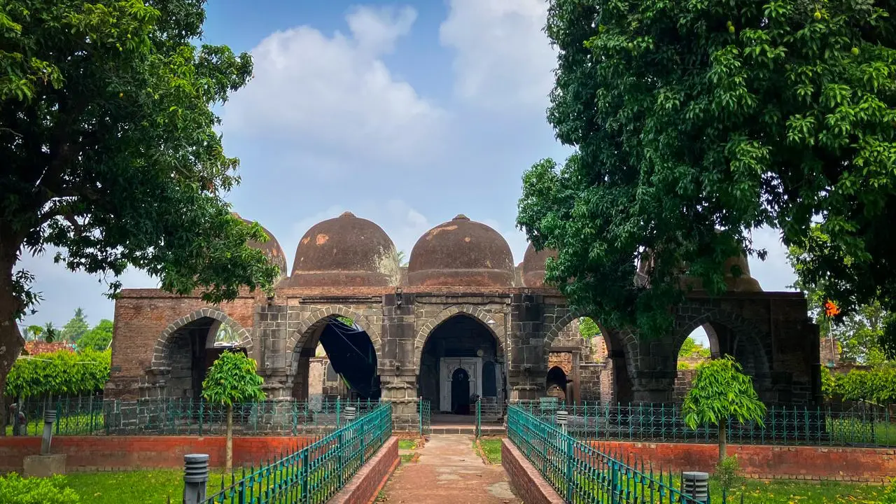 Dargah of Zafar Khan Ghazi and mosque