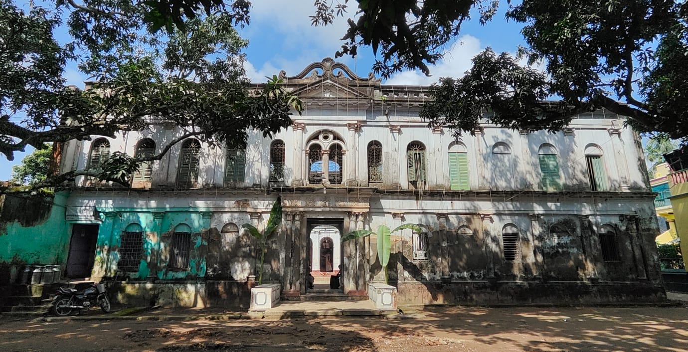 Mirhat Boro Pujobari