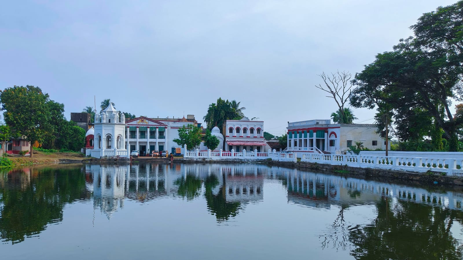 Dasghara Biswas Bari