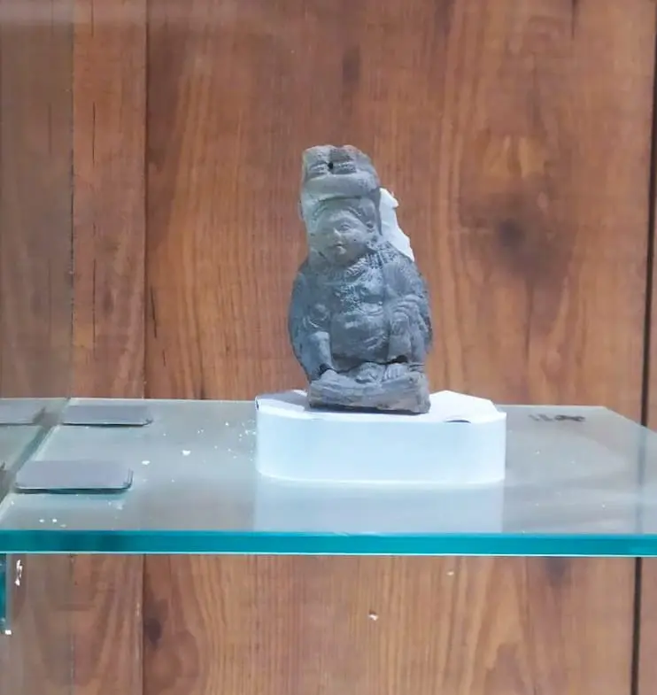 Chandraketugarh Museum