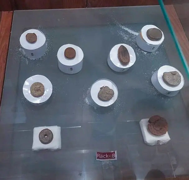 Chandraketugarh Museum