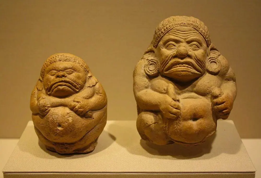 Chandraketugarh Museum