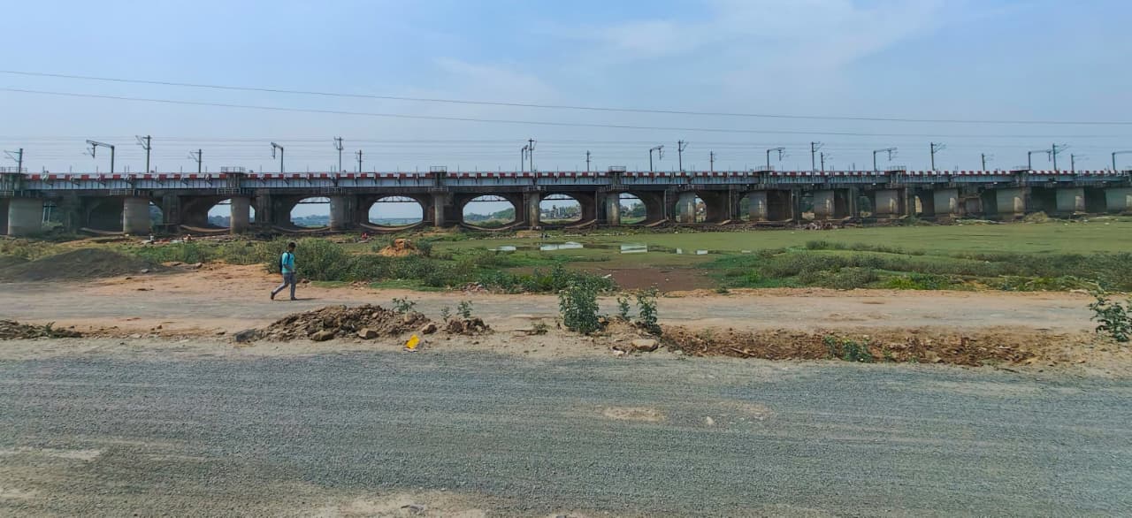 Road within Mayurakshi River