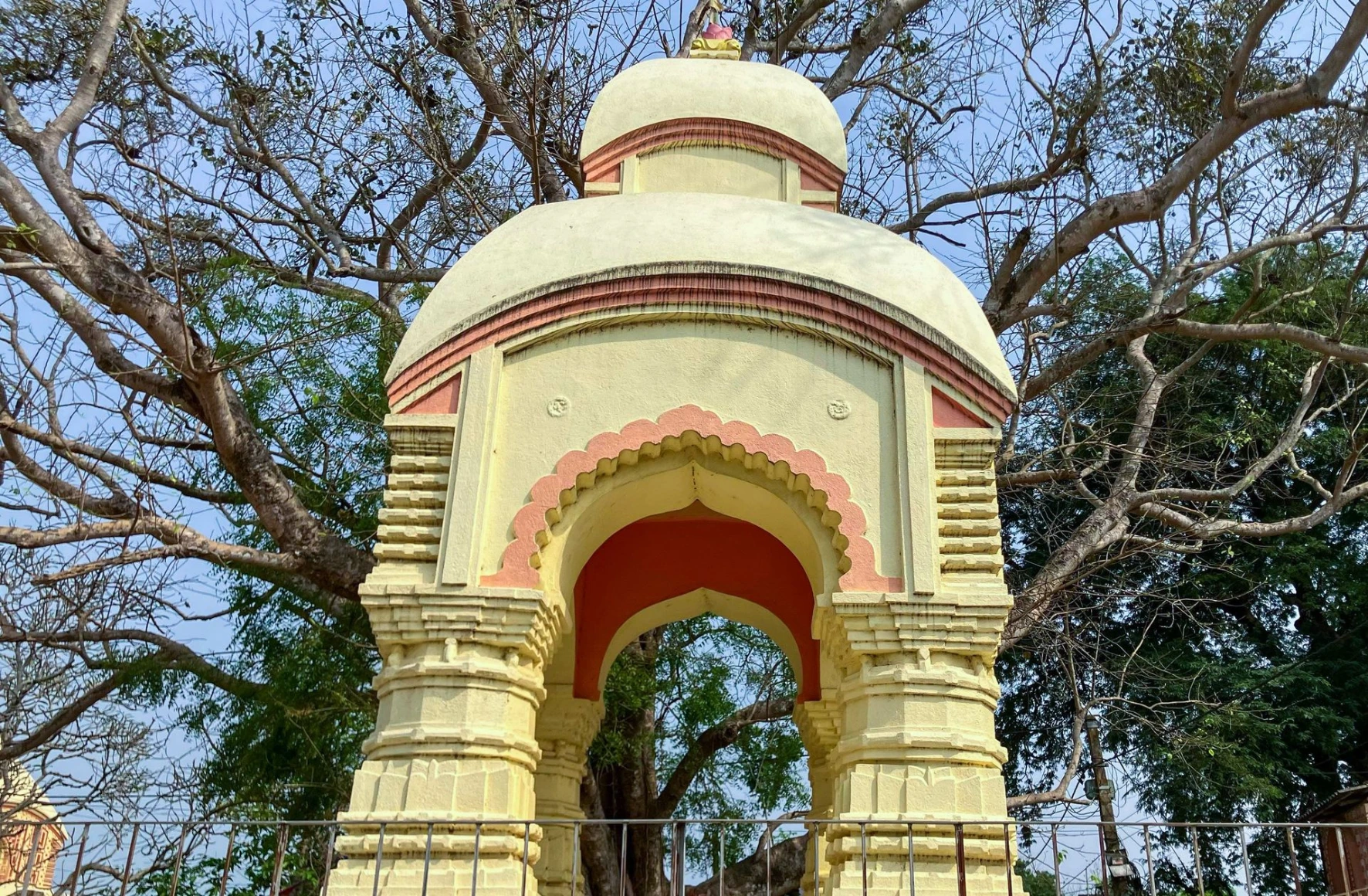 Khanakul Town Abhiram Gopal Thakura Sripat