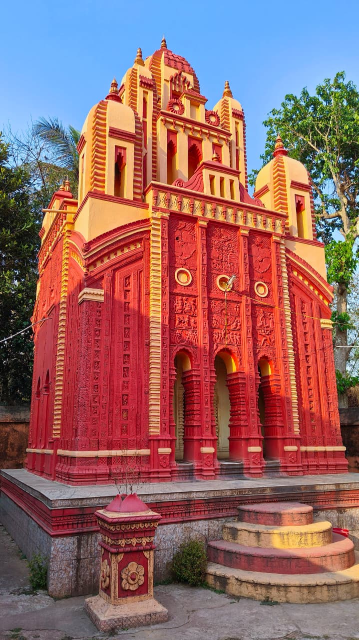 Radha Damodara Mandir (Chhota Taraph)