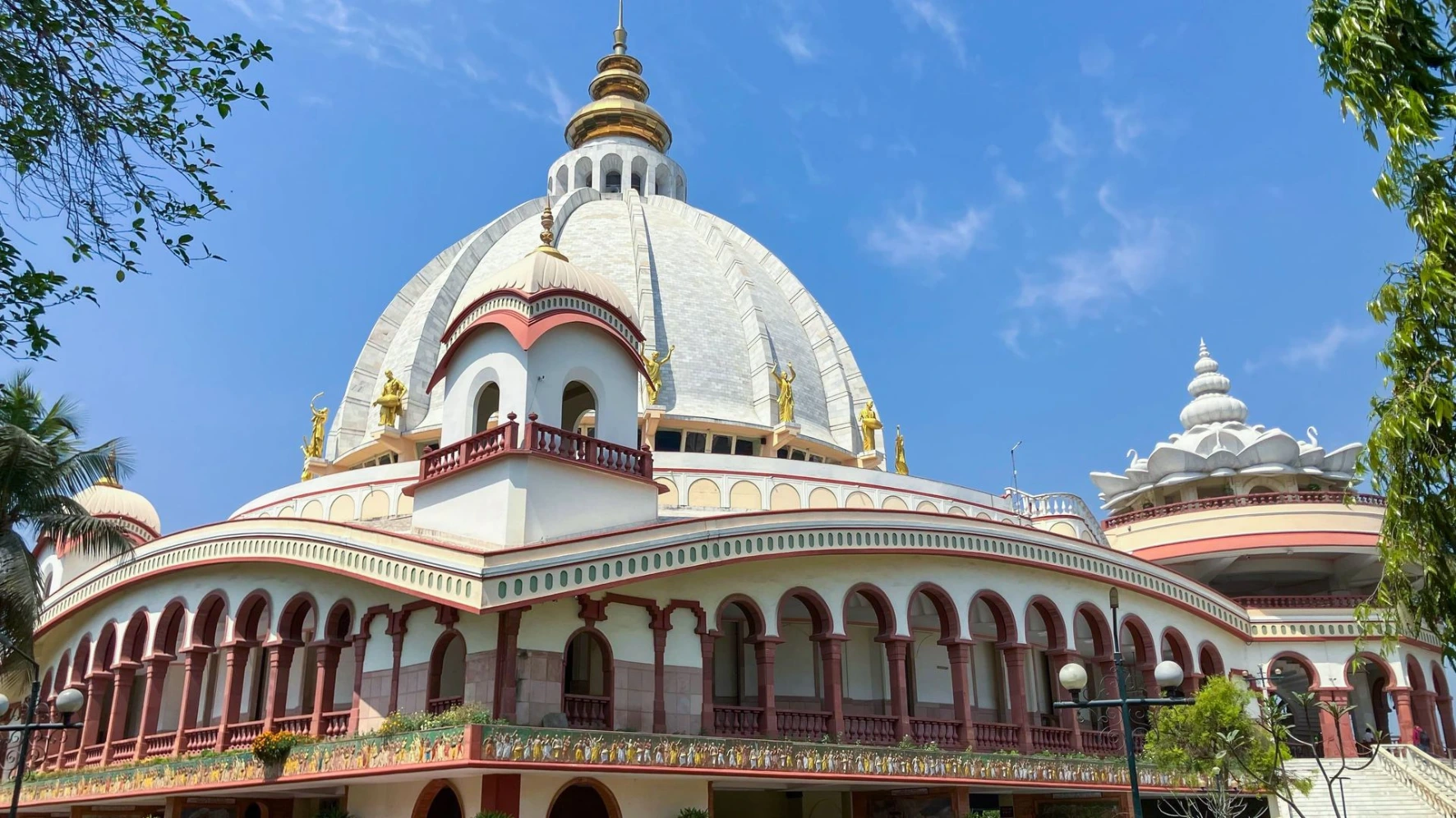 Srila Prabhupada Pushpa Samadhi Mandir