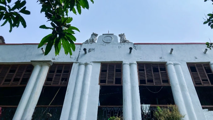 Amadpur Baghbari