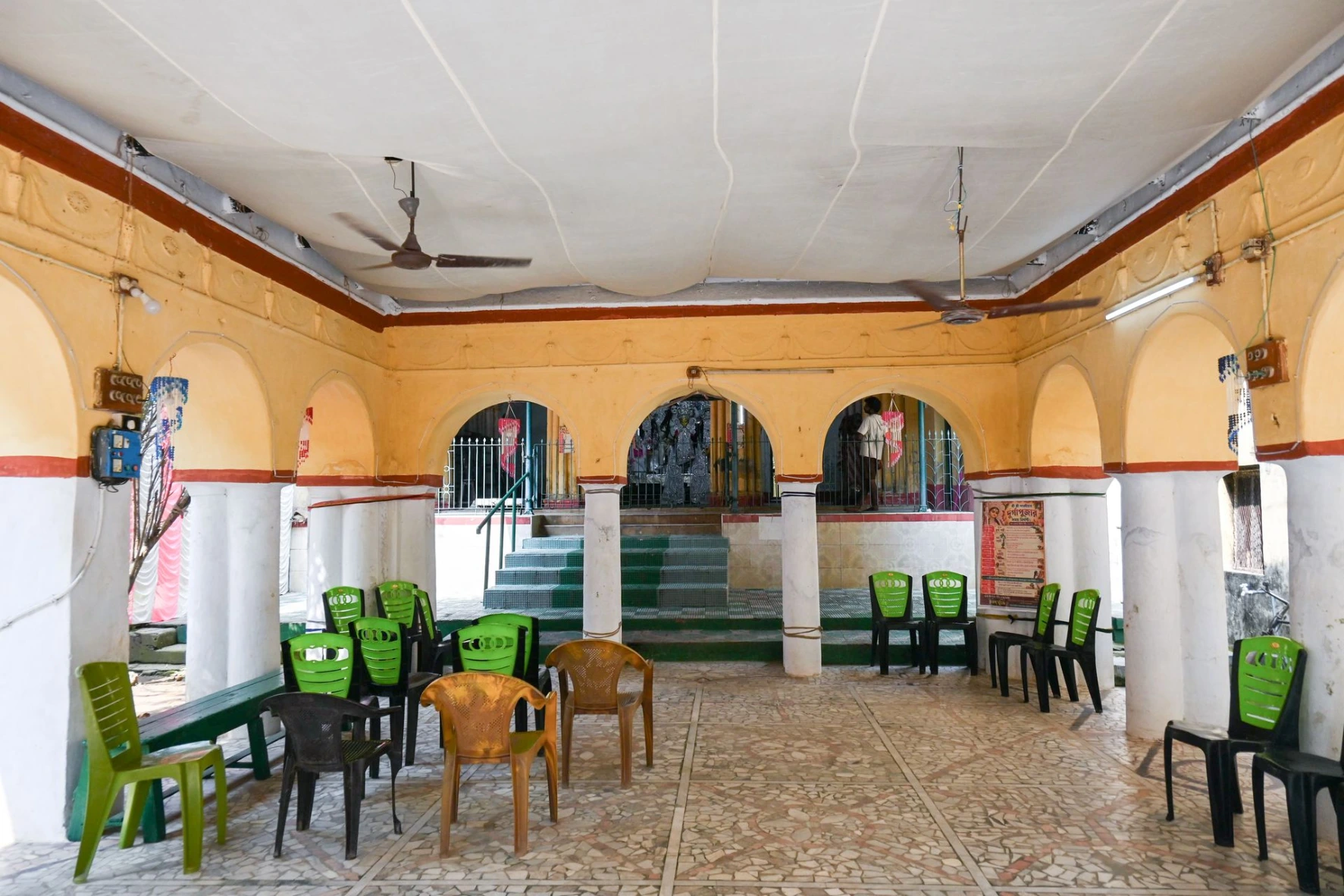 Barsul Dey Jamidarbari Durgapuja