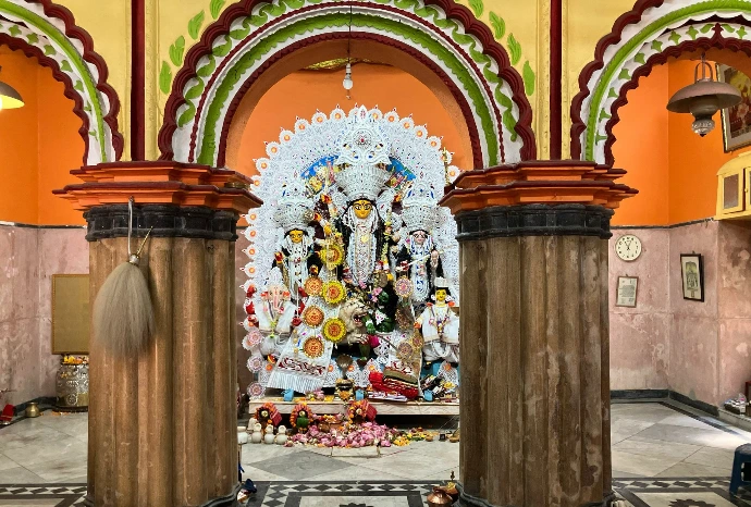 Kalna Sen Bari Durgapuja